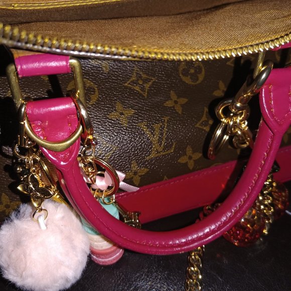 ** SOLD *** Custom & Authentic Louis Vuitton Handbag** - Picture 3 of 14